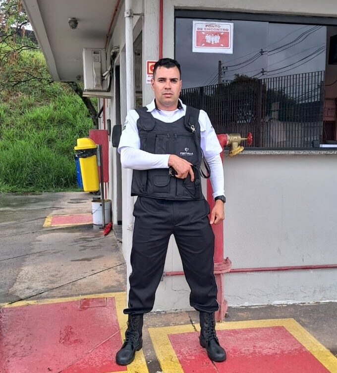 Empresa de Segurança Armada e Vigilância Autorizada